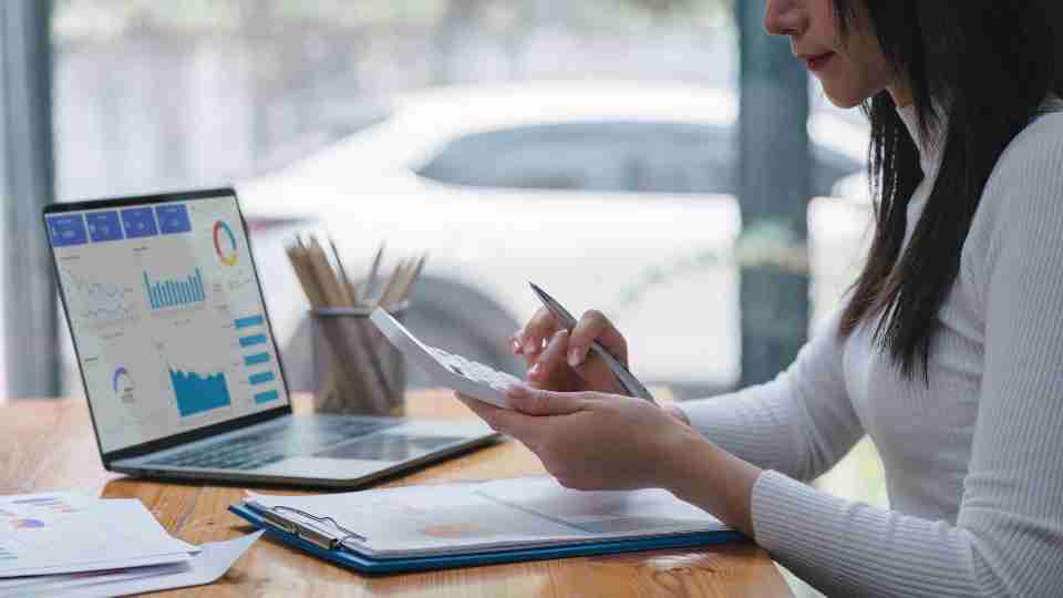 Lead Generation Metrics that Matter: Tracking Success